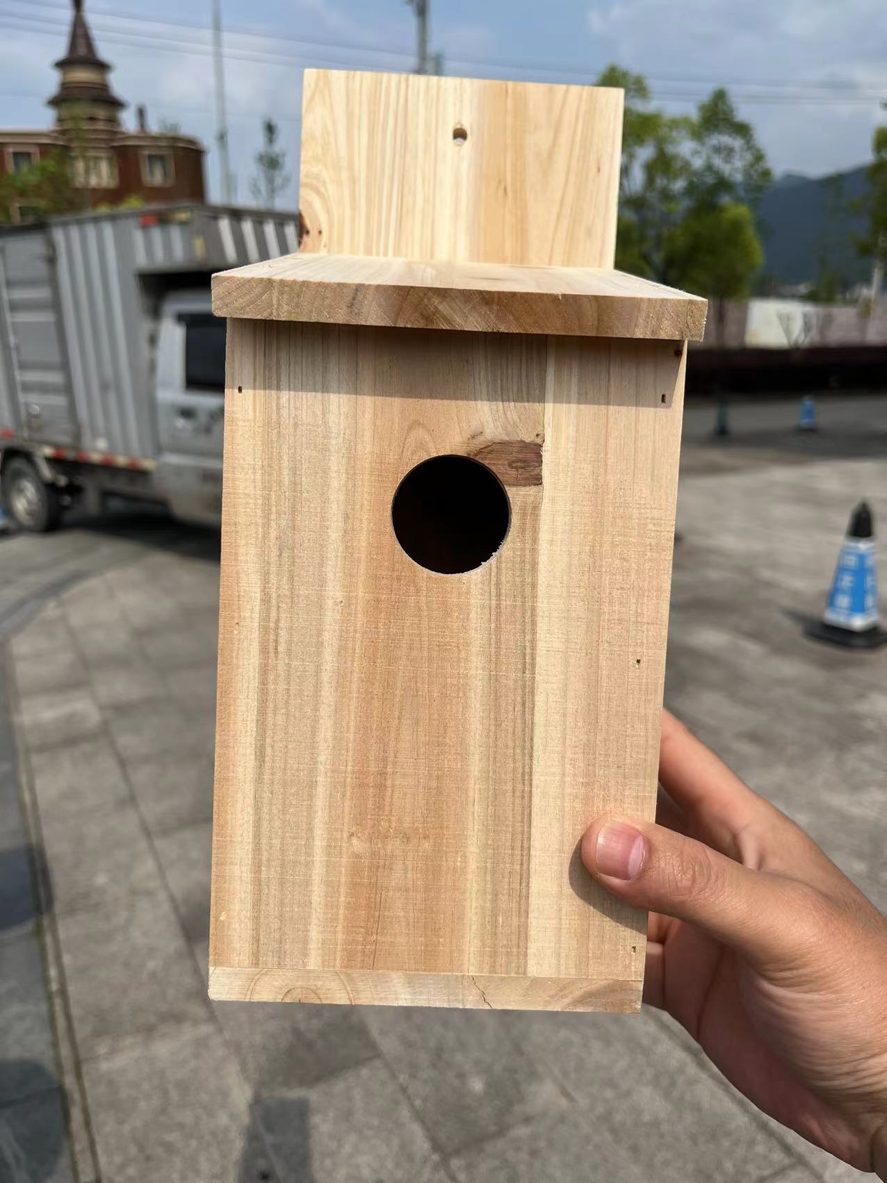 Outdoor Wooden Bird House Nest - Kids Outdoor Garden Toys recension och pris