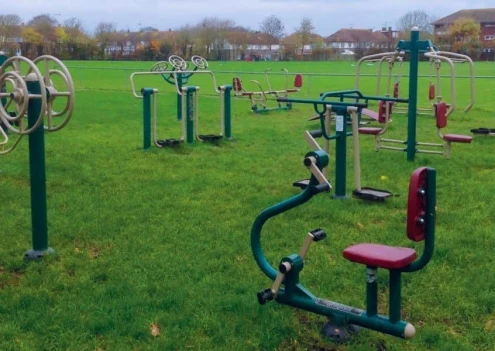 MCG  Training Community Square - Kids Outdoor Gym Equipment recension och pris