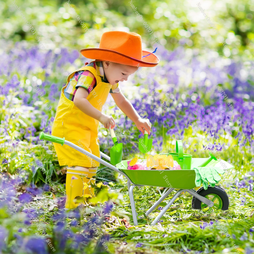 Kids Outdoor Wheelbarrow, Gree - Kids Outdoor Garden Toys recension och pris